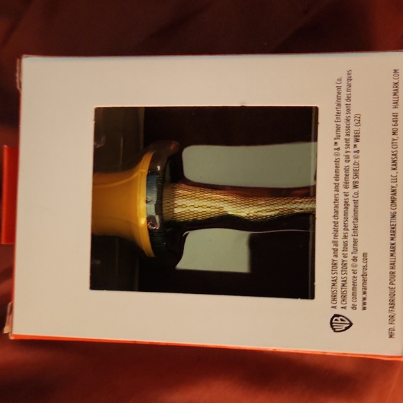 A Christmas Story Leg lamp ornament - Picture 2 of 2